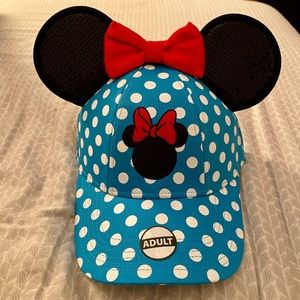 NWT Disney Minnie Mouse Blue Polka Dot Hat w Ears